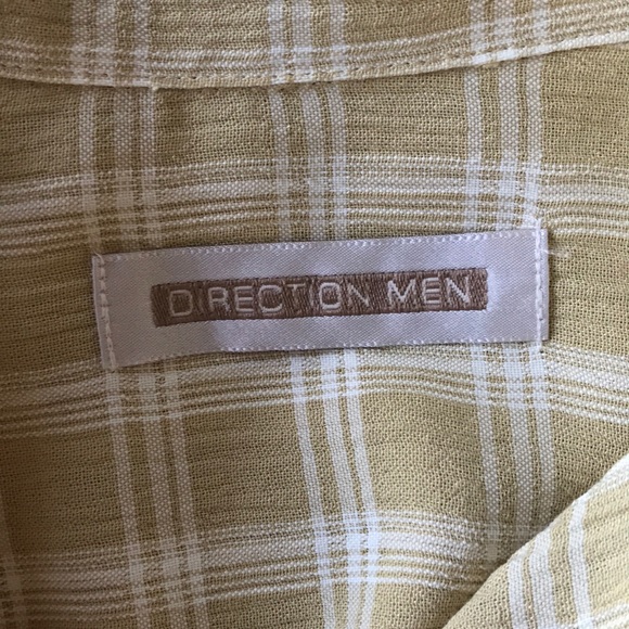 Men’s button down short sleeve shirt - Picture 5 of 7